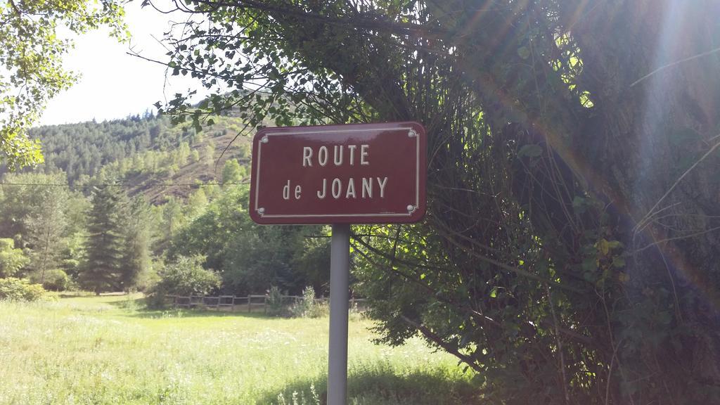 فندق Cedres Bleus De Joany Chez Nathalie Viviez المظهر الخارجي الصورة